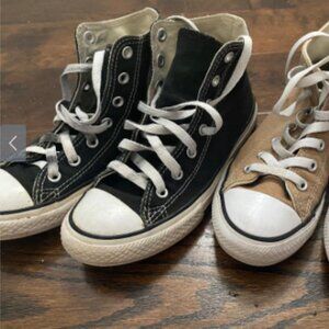 CONVERSE kids 2 pairs- size 2